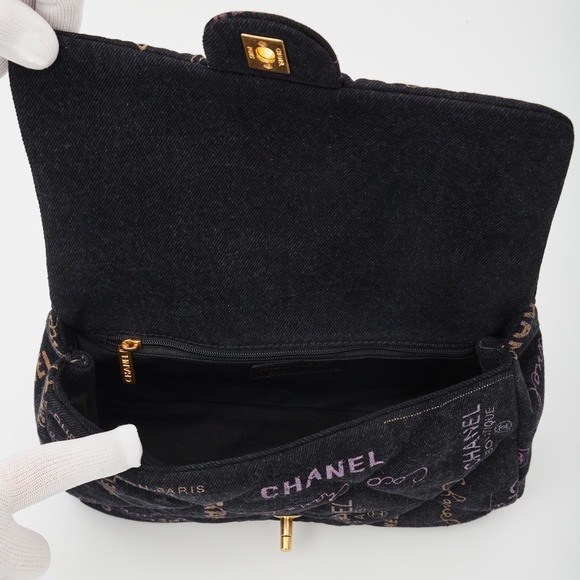 CHANEL PRINTED LOGO BLACK DENIM LARGE GRAFFITI FLAP BAG (2021) - Picture 5 of 9